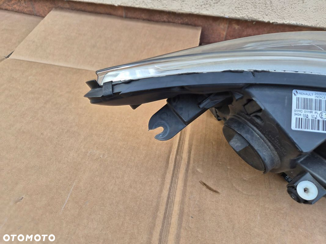 LAMPA PRZEDNIA RENAULT CAPTUR I ORYGINAŁ - 8