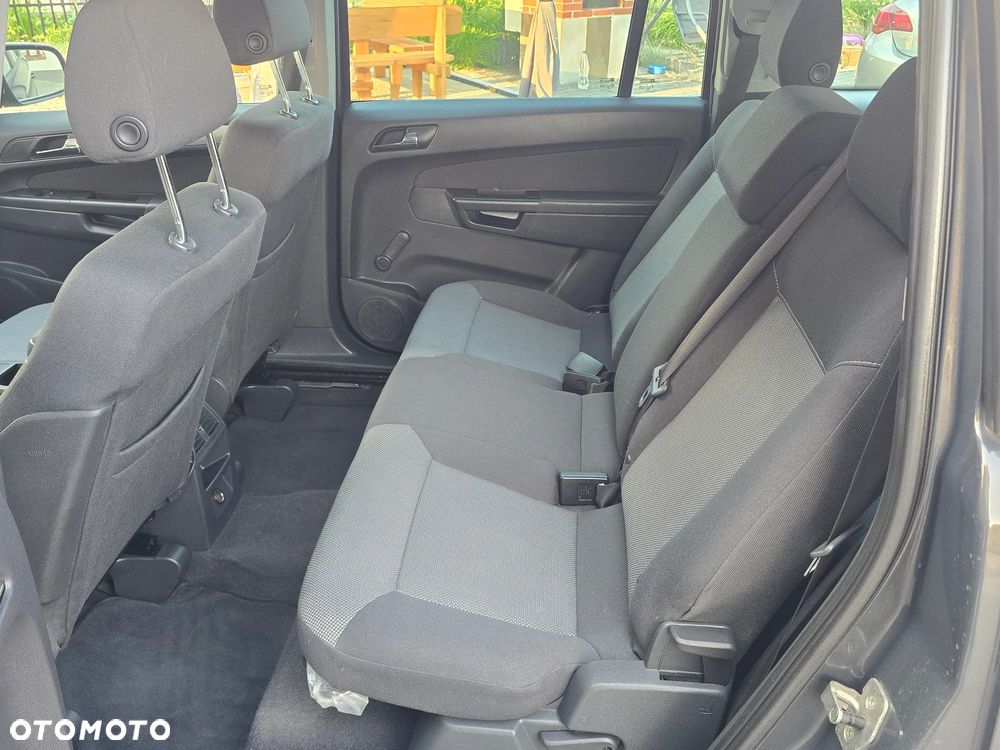 Opel Zafira 1.8 Selection - 18