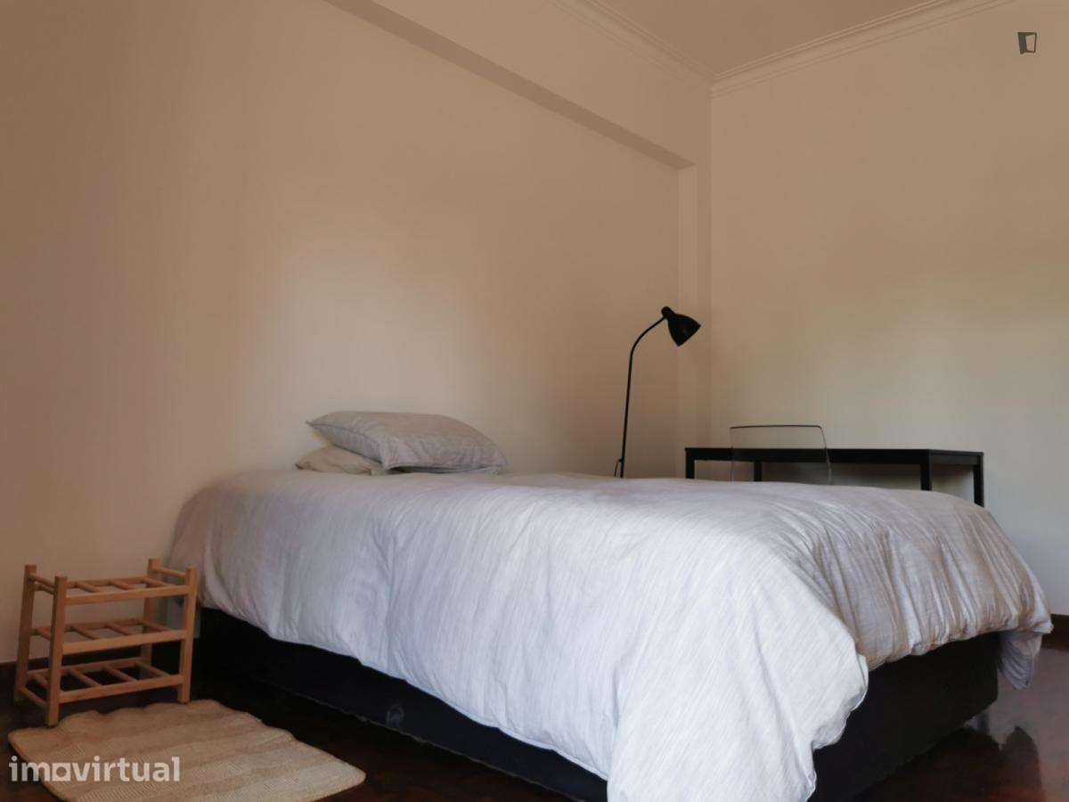 Quarto - localizado em Estoril Lisbon - Grande imagem: 3/18