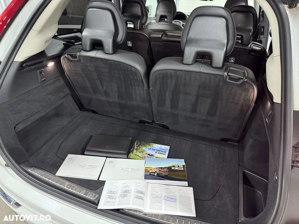 Volvo XC 90 T8 AWD Twin Engine Geartronic Inscription - 37