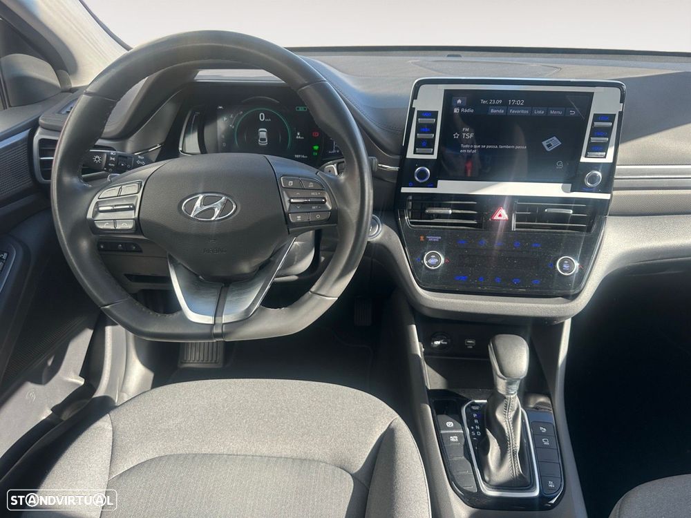 Hyundai Ioniq 1.6 GDI PHEV - 10