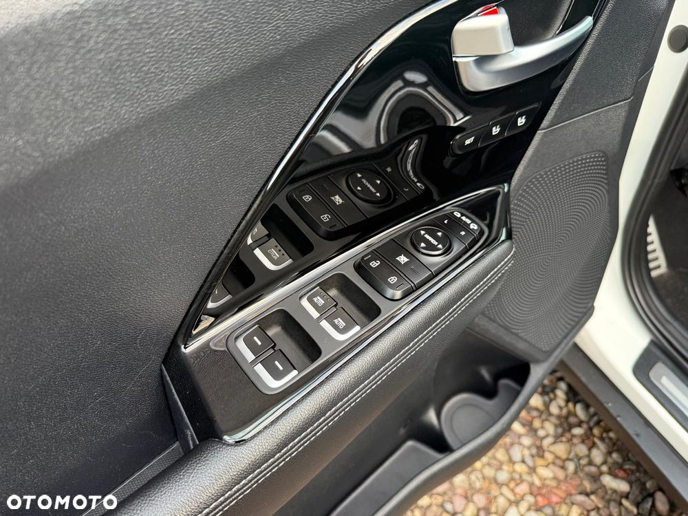 Kia Niro 1.6 GDI Hybrid XL - 17
