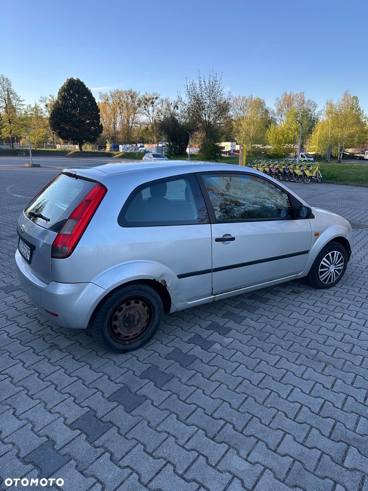 Ford Fiesta 1.4 - 3