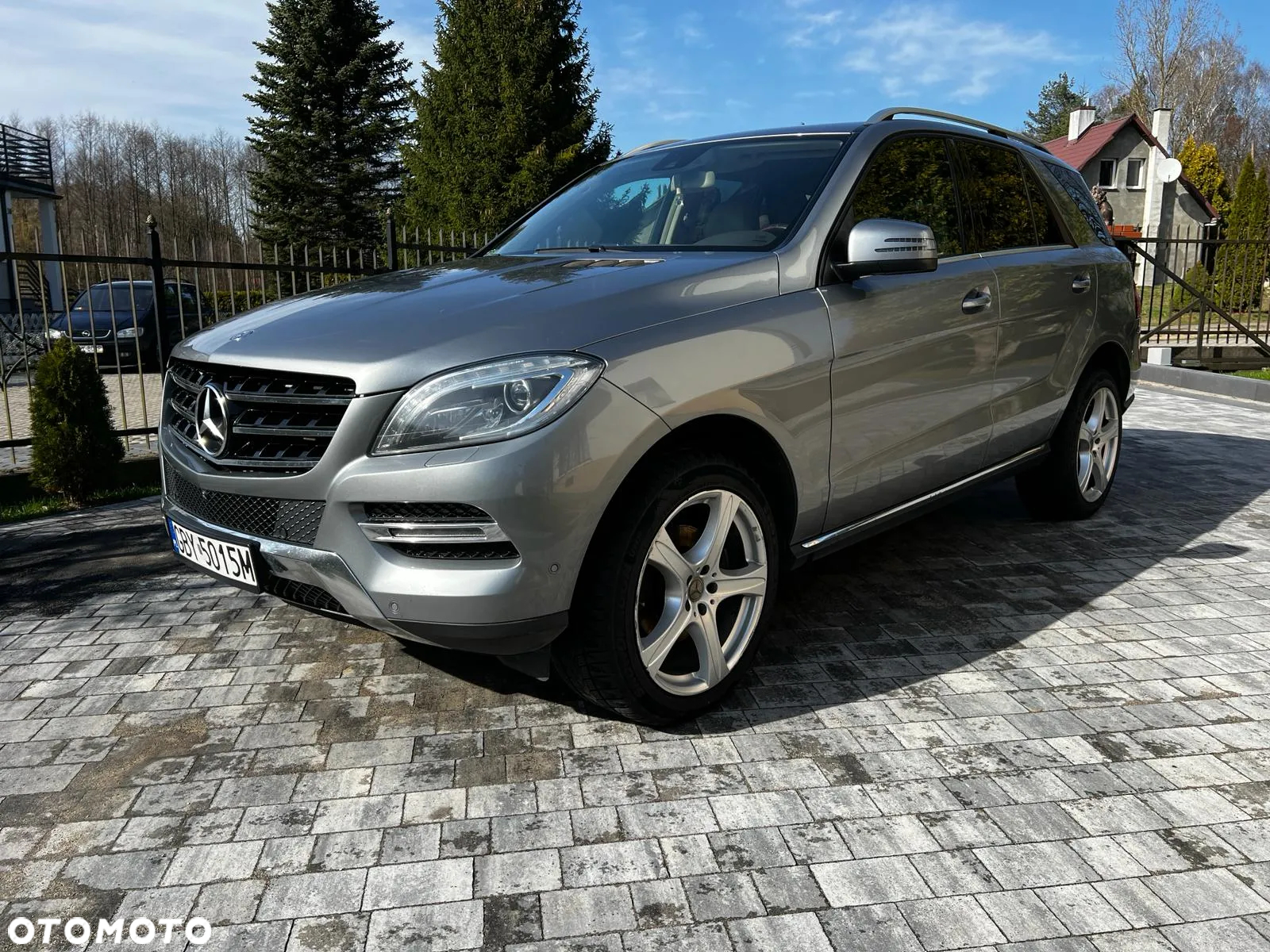 Mercedes-Benz ML 350 BlueTec 4-Matic - 3