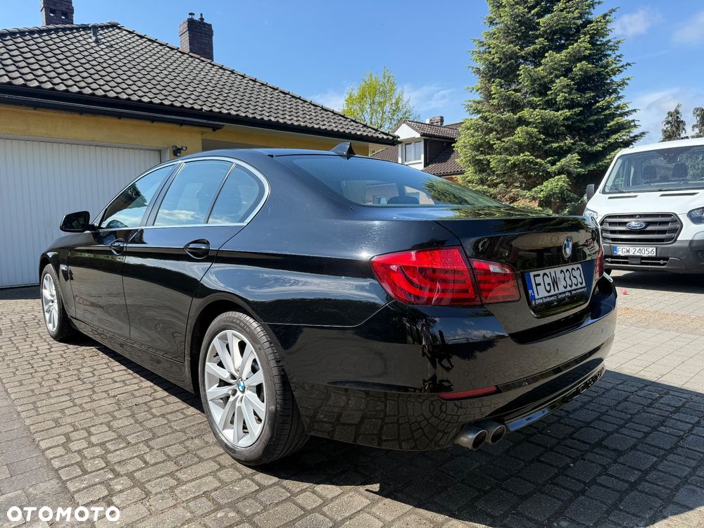 BMW Seria 5 520d - 8
