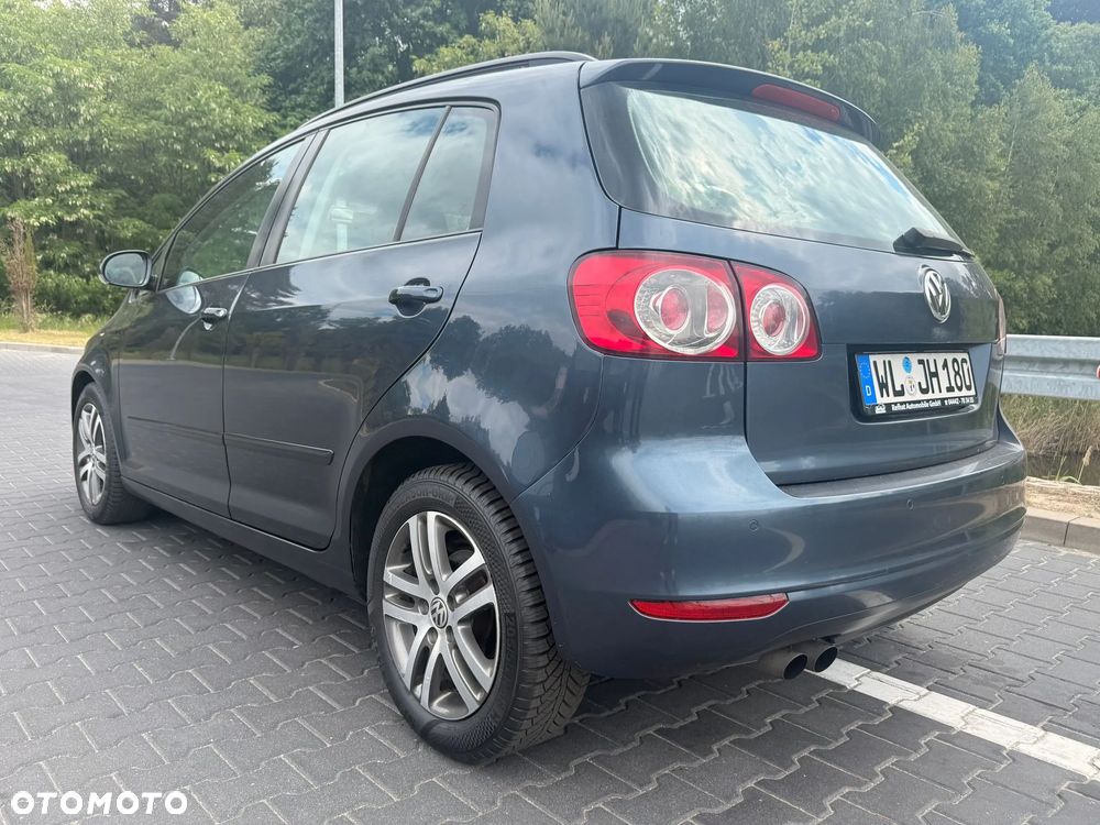 Volkswagen Golf Plus - 9