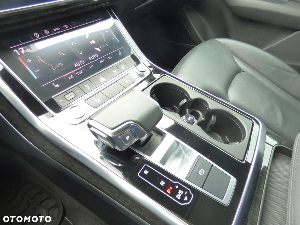 Audi Q7 - 13