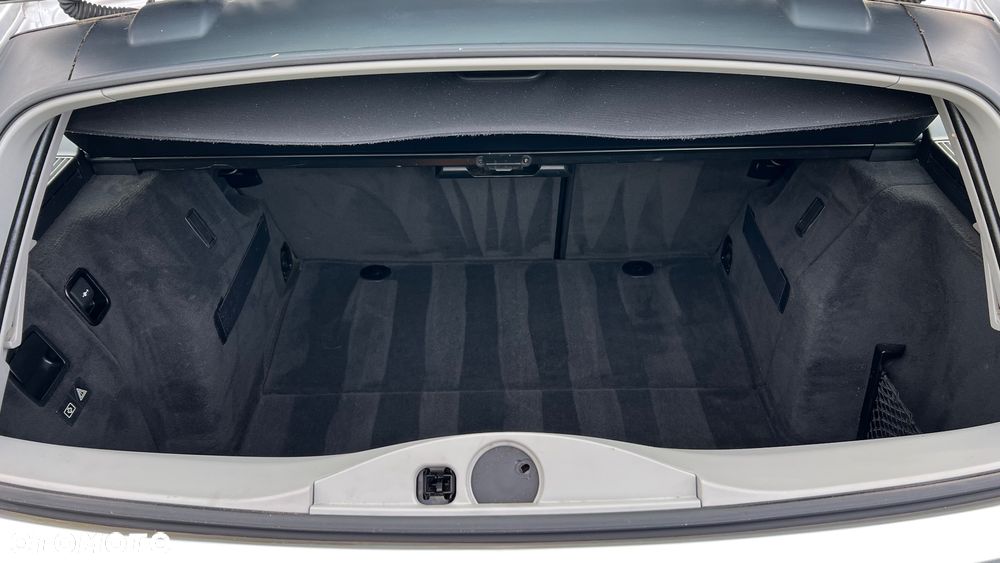 BMW Seria 3 320i - 18