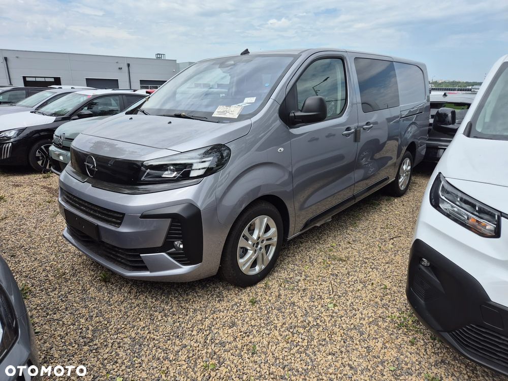 Opel Vivaro Brygadowy XL Long 6 miejsc 2.2 180KM Automat !! OD REKI !! - 2