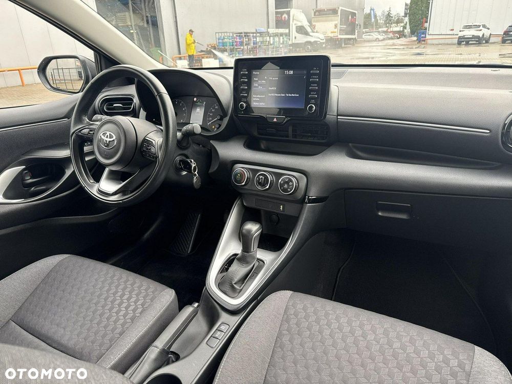 Toyota Yaris - 21