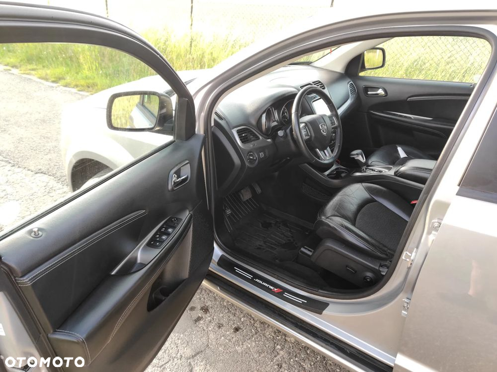 Dodge Journey - 16