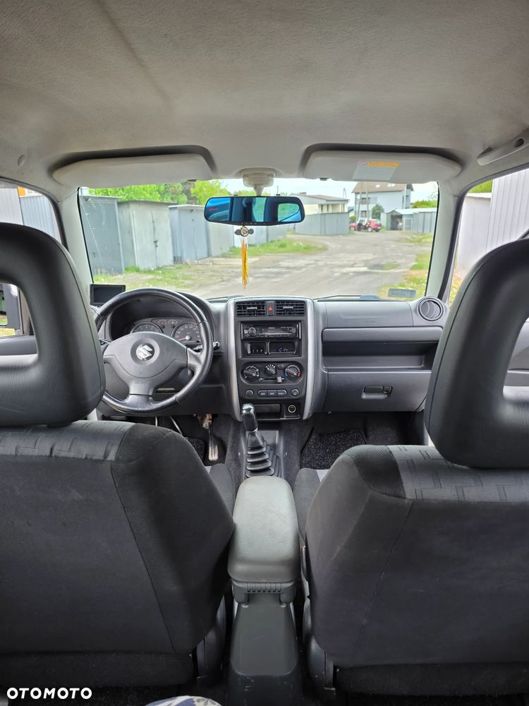 Suzuki Jimny - 10