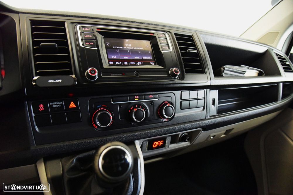 VW Transporter 2.0 TDI Longa Extra AC - C/FRIO - 11