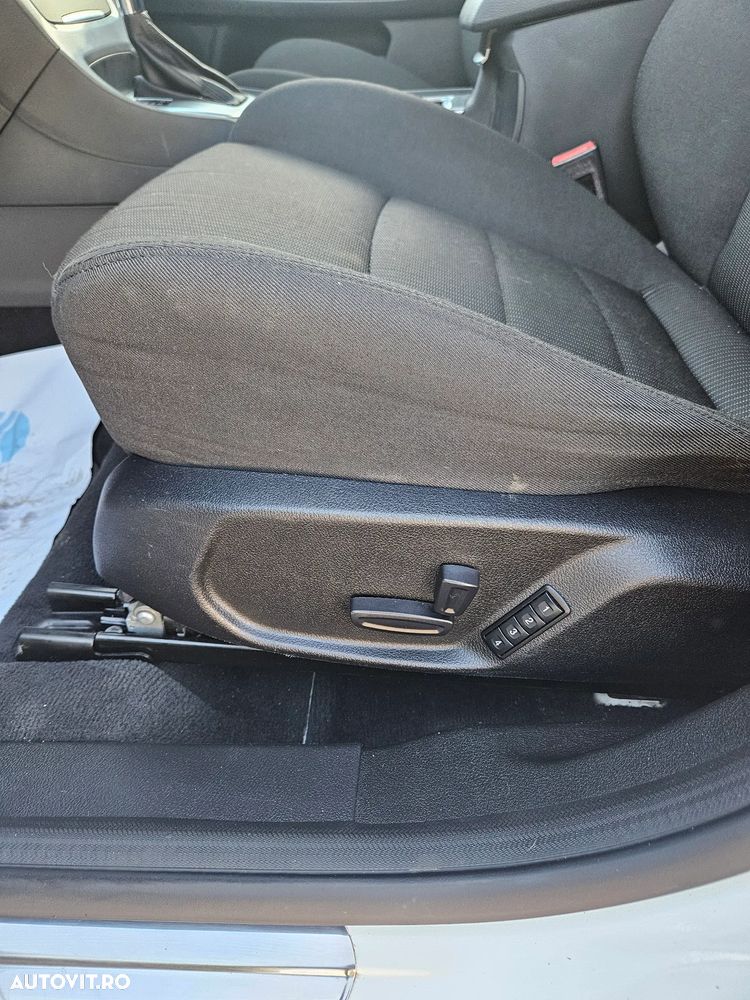 Ford Mondeo 2.0 TDCI PowerShift Business Class - 16