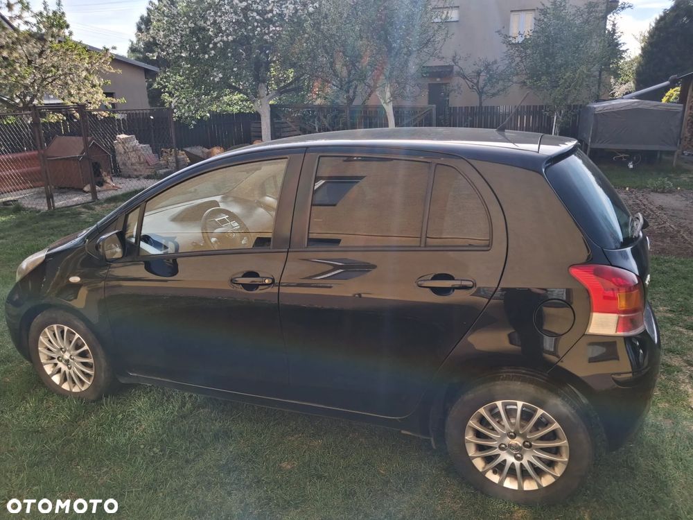 Toyota Yaris 1.33 Sol - 4