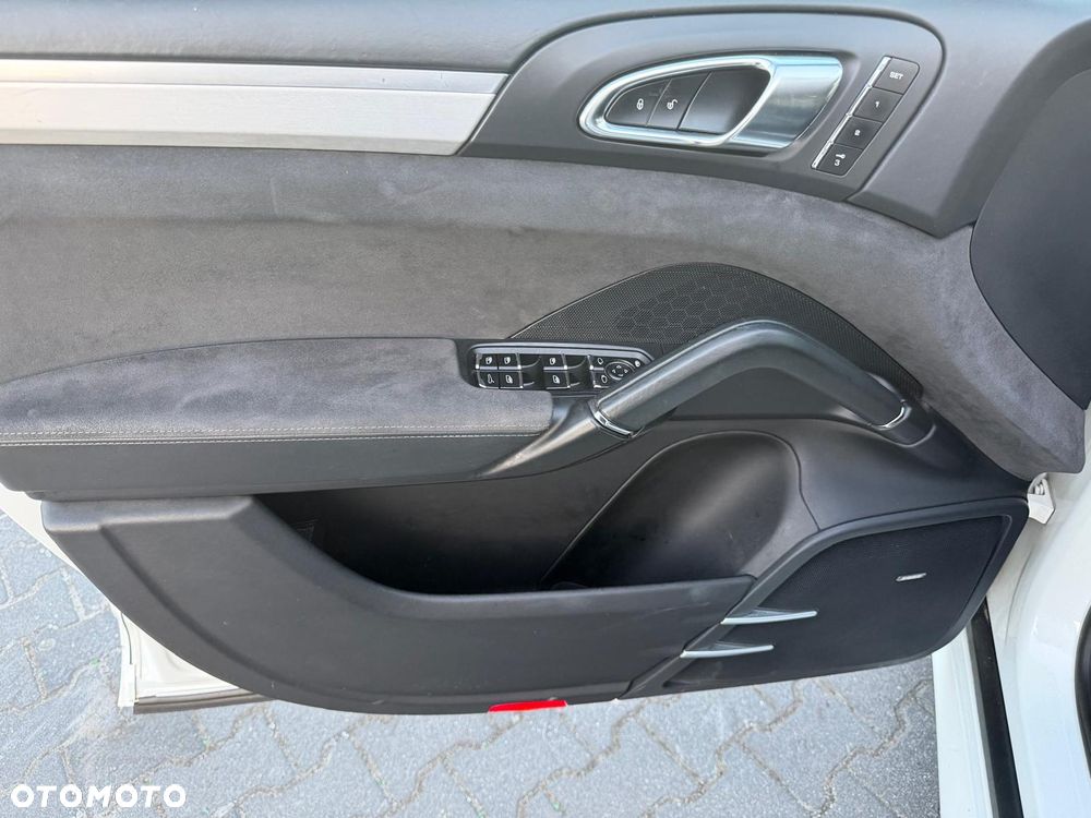 Porsche Cayenne GTS Tiptronic S - 14