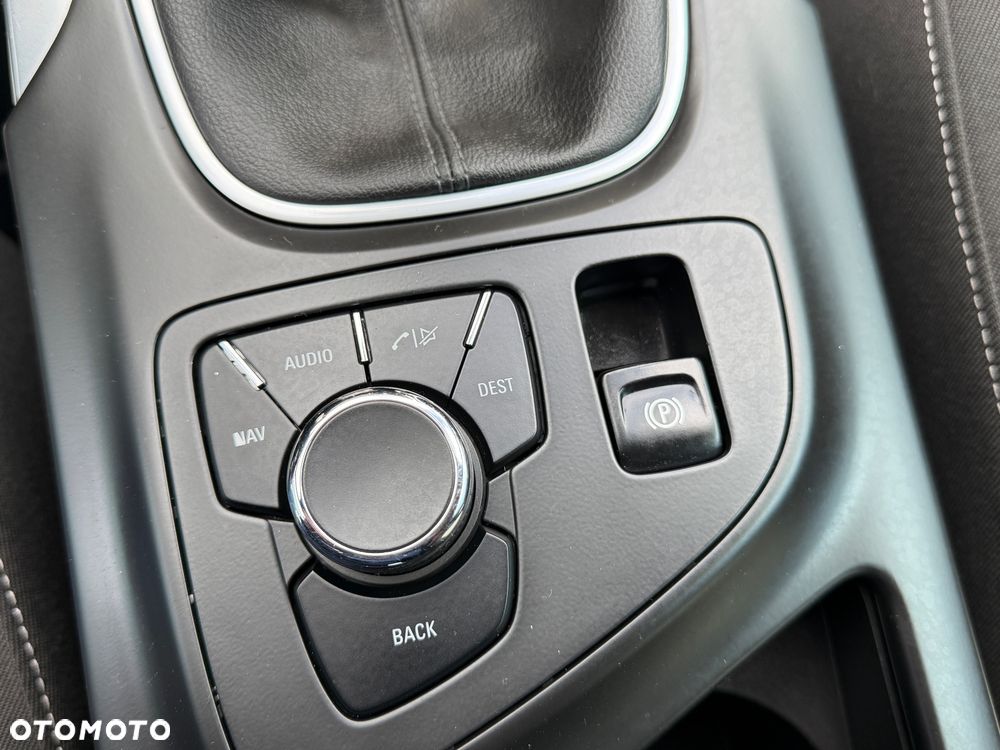 Opel Insignia 2.0 Turbo Sport - 18