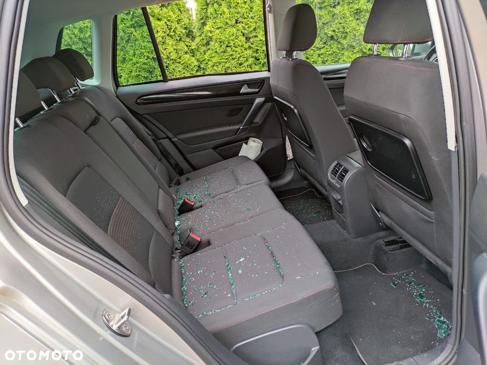 Volkswagen Golf Sportsvan 1.2 TSI (BlueMotion Technology) DSG Sound - 19
