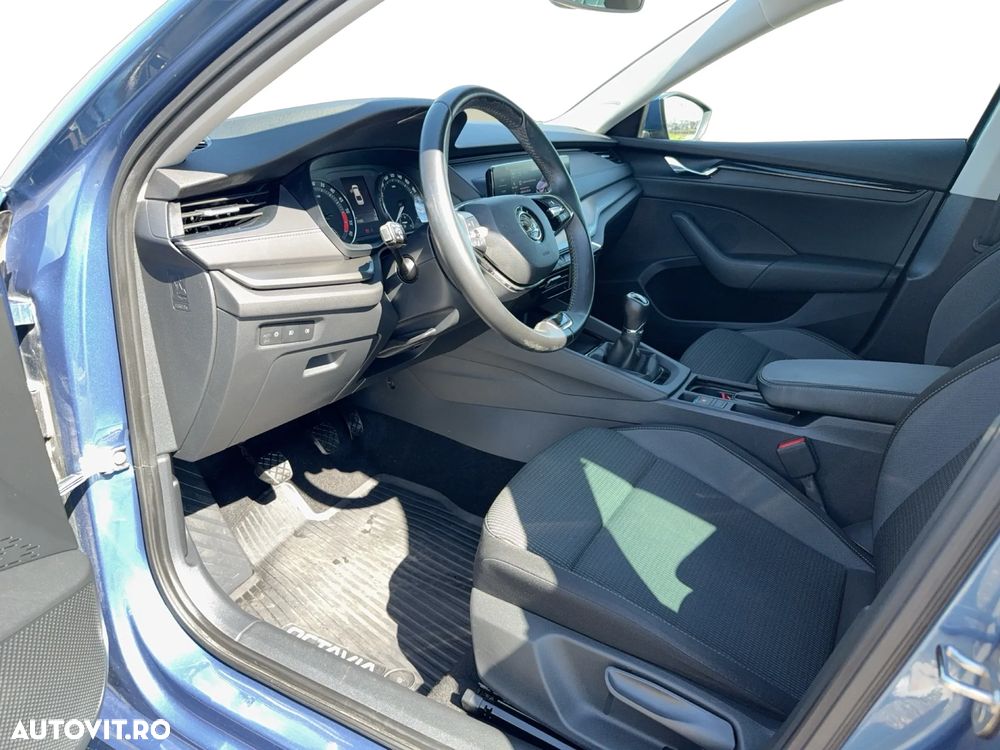 Skoda Octavia 2.0 TDI Ambition - 9