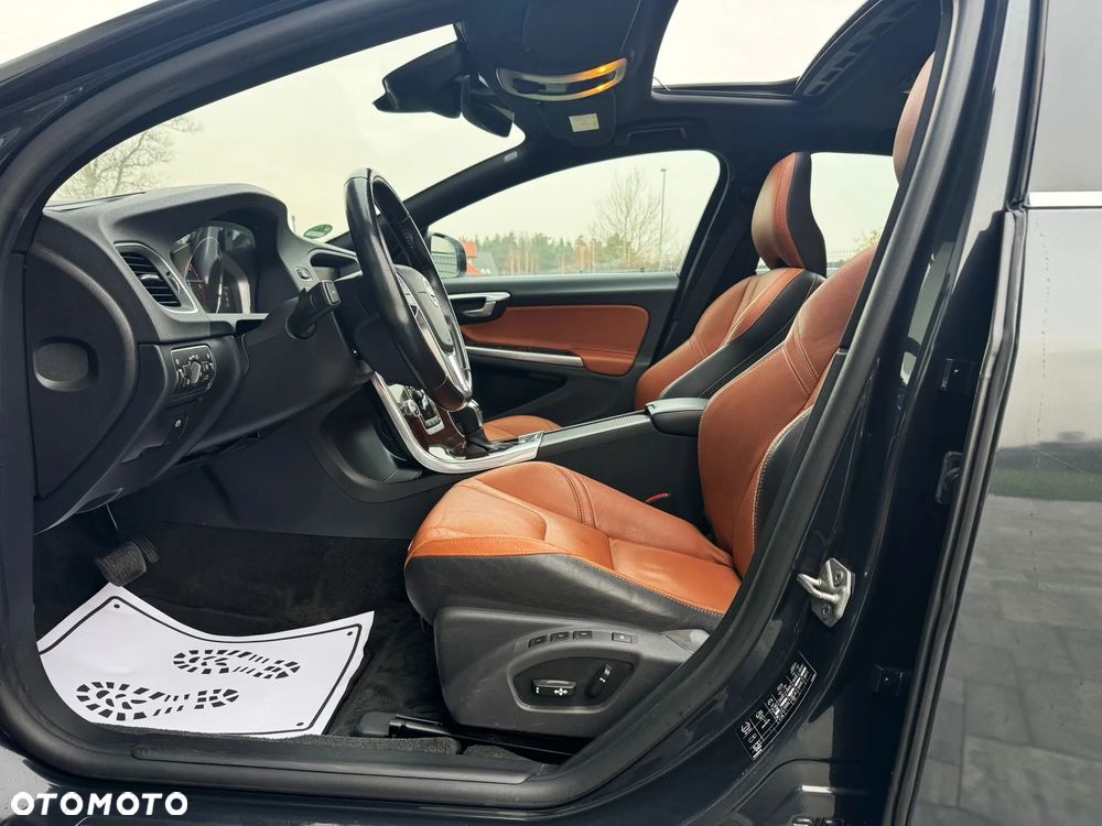 Volvo V60 D4 Geartronic Summum - 6