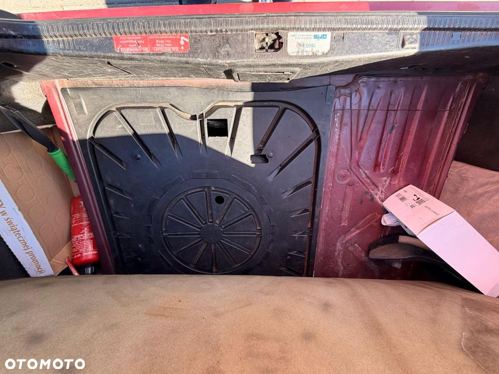 Mercedes-Benz W124 (1984-1993) - 21