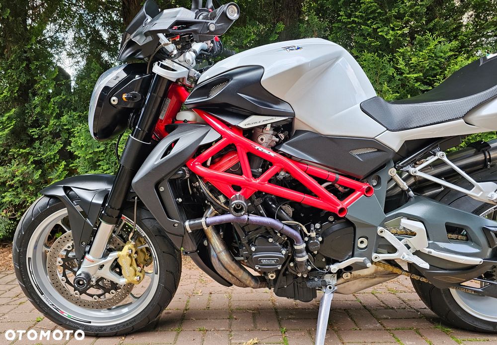 MV AGUSTA Brutale - 12