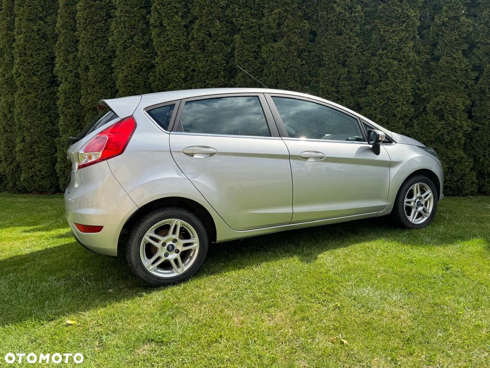 Ford Fiesta 1.0 EcoBoost STart-Stop Titanium - 9