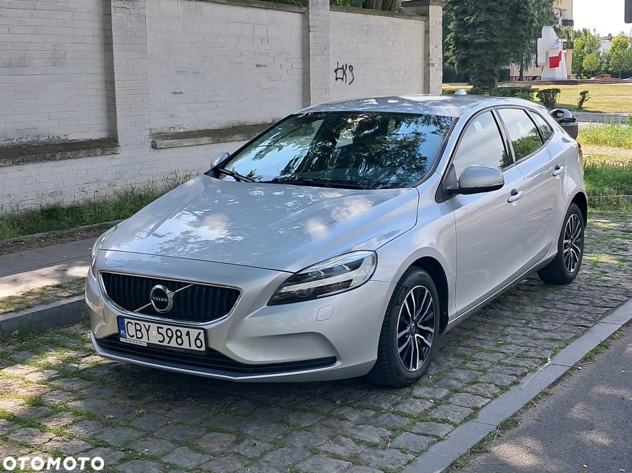Volvo V40 D2 Drive-E Momentum - 14