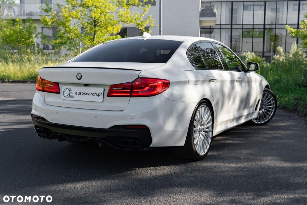 BMW Seria 5 M550i xDrive sport - 7
