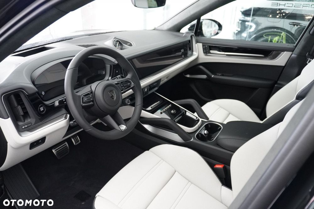 Porsche Cayenne - 10