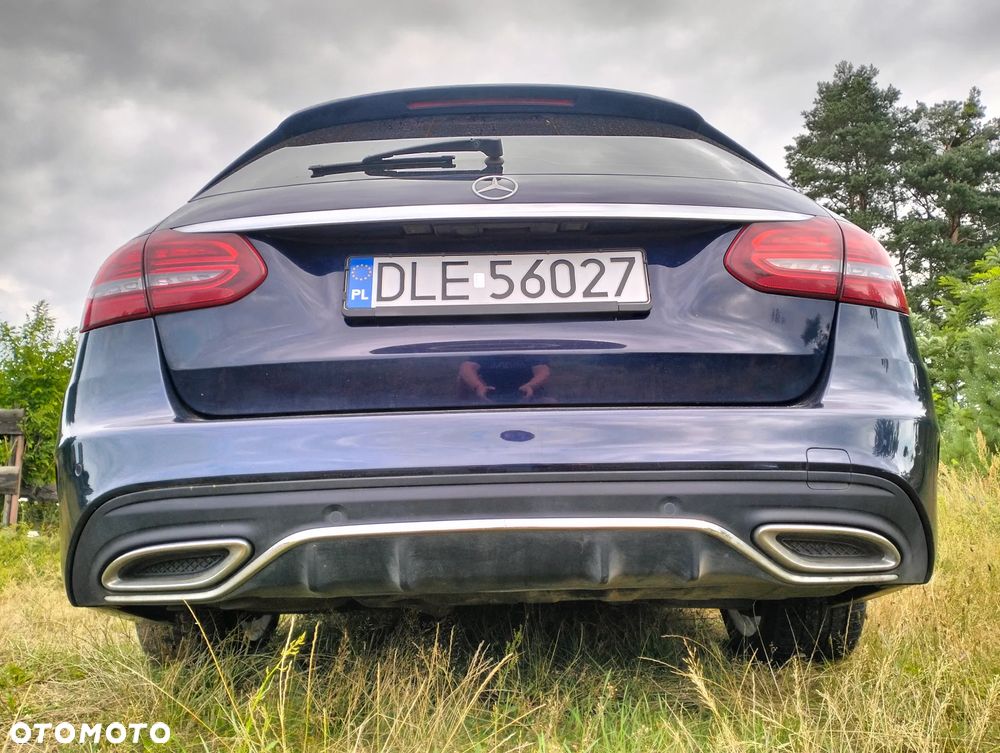 Mercedes-Benz Klasa C 200 d T 9G-TRONIC AMG Line - 24