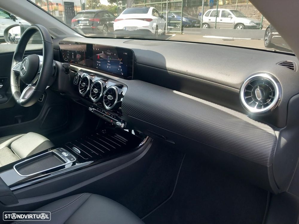 Mercedes-Benz CLA 180 d Shooting Brake Style Plus Aut. - 13
