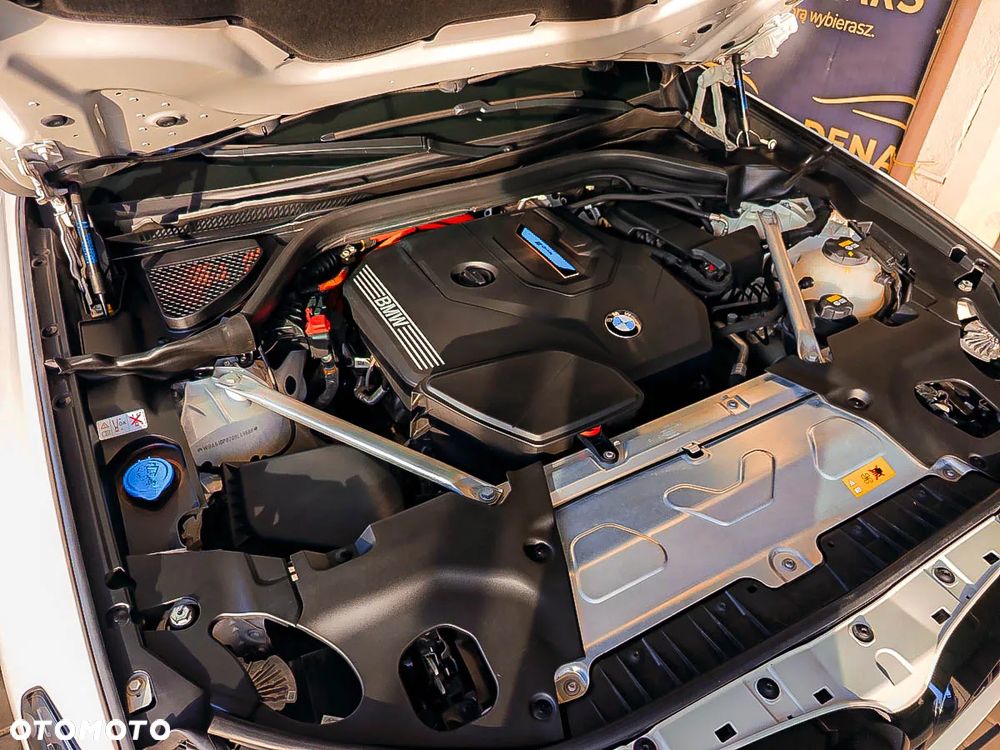 BMW X3 xDrive30e PHEV - 21