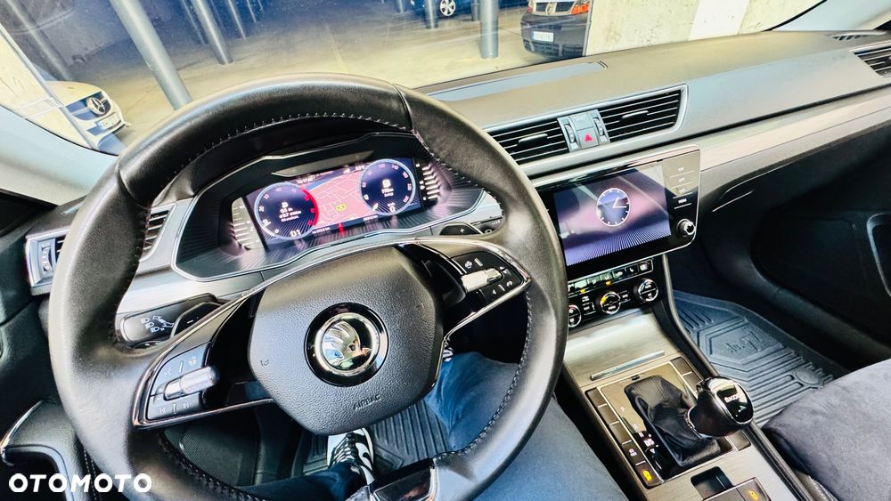 Skoda Superb 2.0 TDI SCR Style DSG - 11