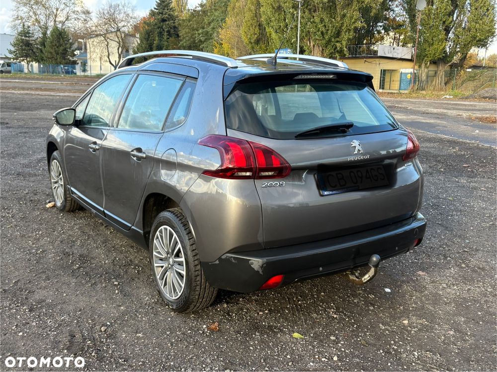 Peugeot 2008 1.2 Pure Tech Active S&S - 4