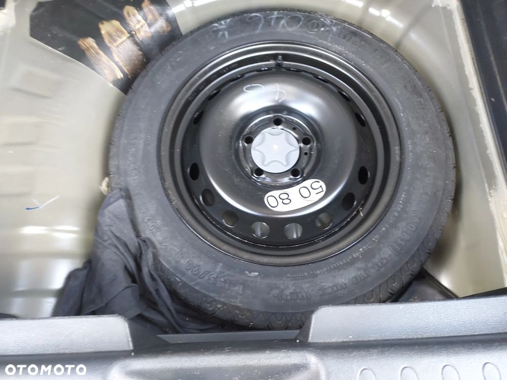 Nissan Juke 1.6 N-Connecta Xtronic - 17