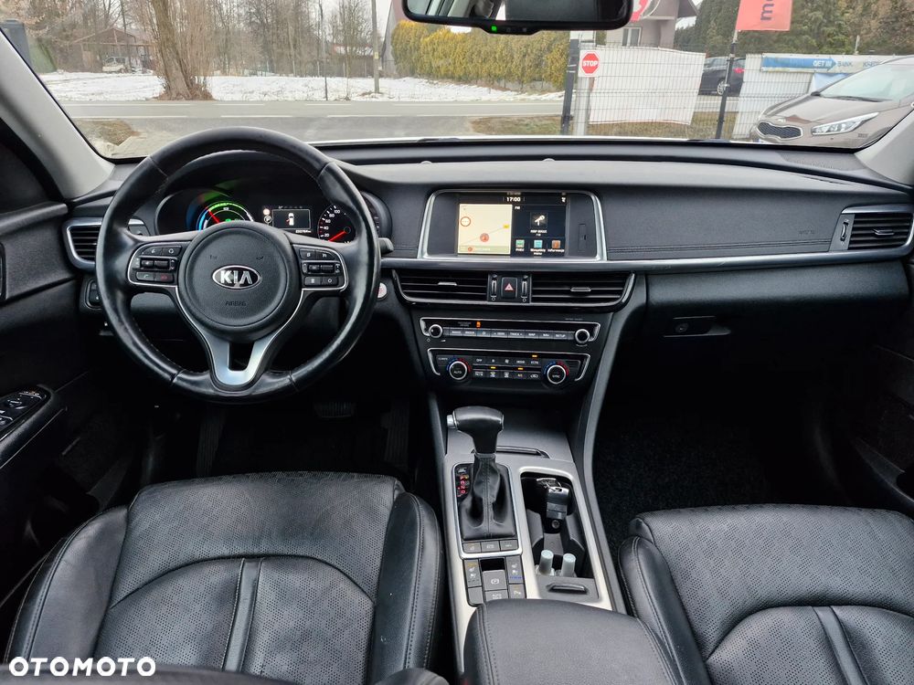 Kia Optima - 8