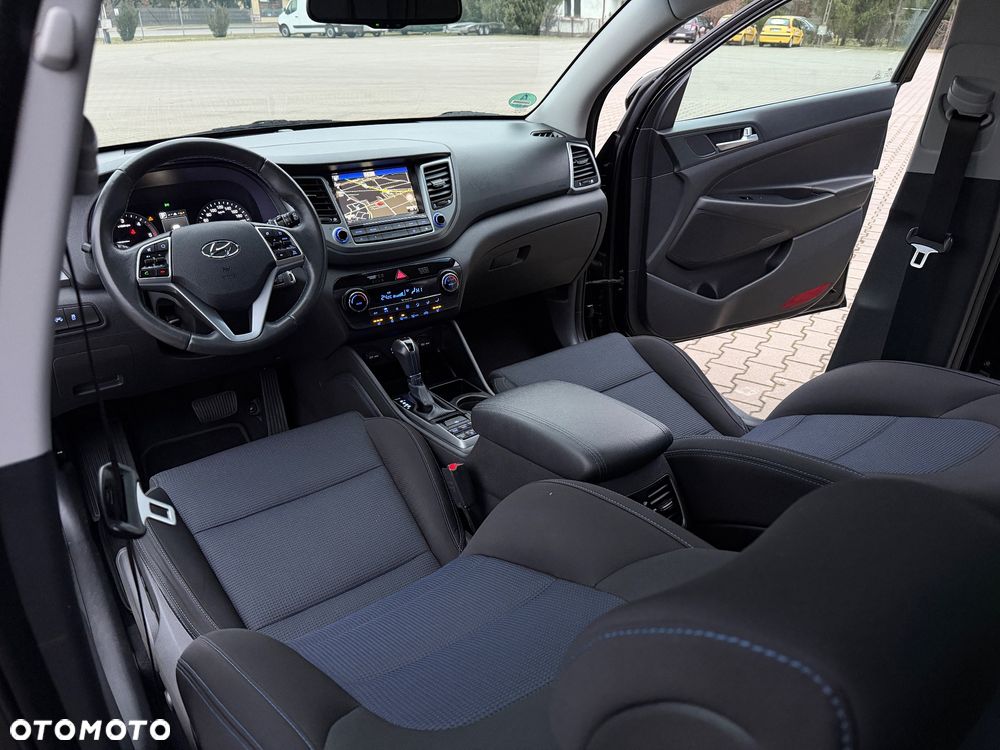 Hyundai Tucson blue 1.7 CRDi 2WD DCT Premium - 29