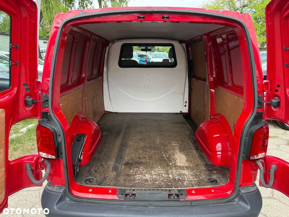 Volkswagen Transporter - 8
