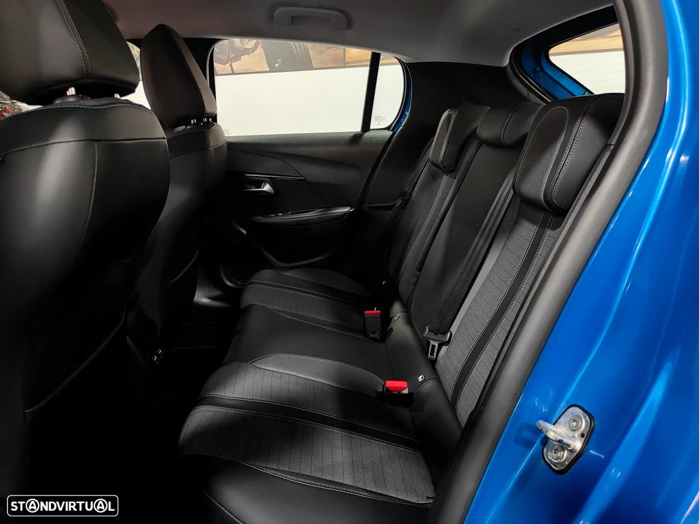 Peugeot 208 1.2 PureTech Allure EAT8 - 34