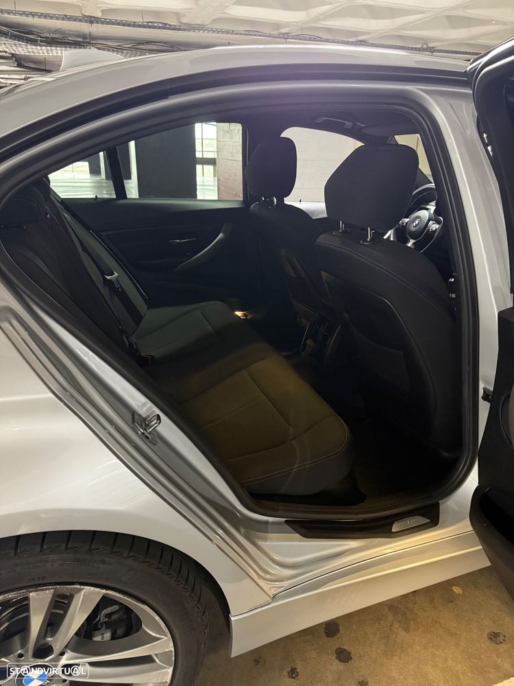 BMW 320 d Line Sport - 5