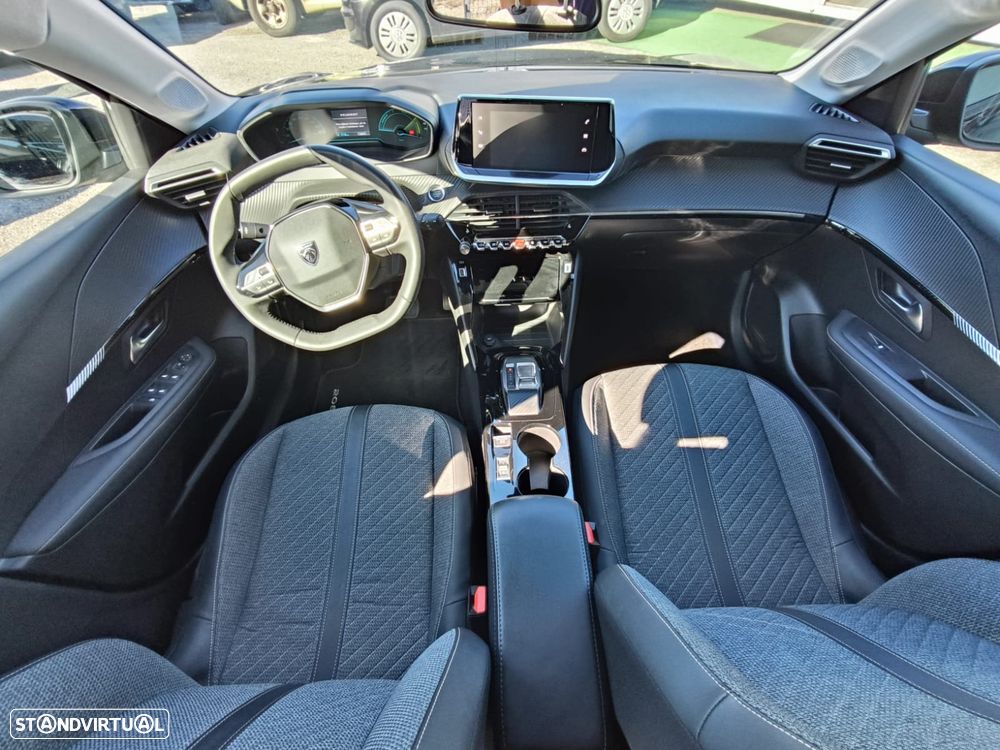 Peugeot e-208 Active Pack - 11