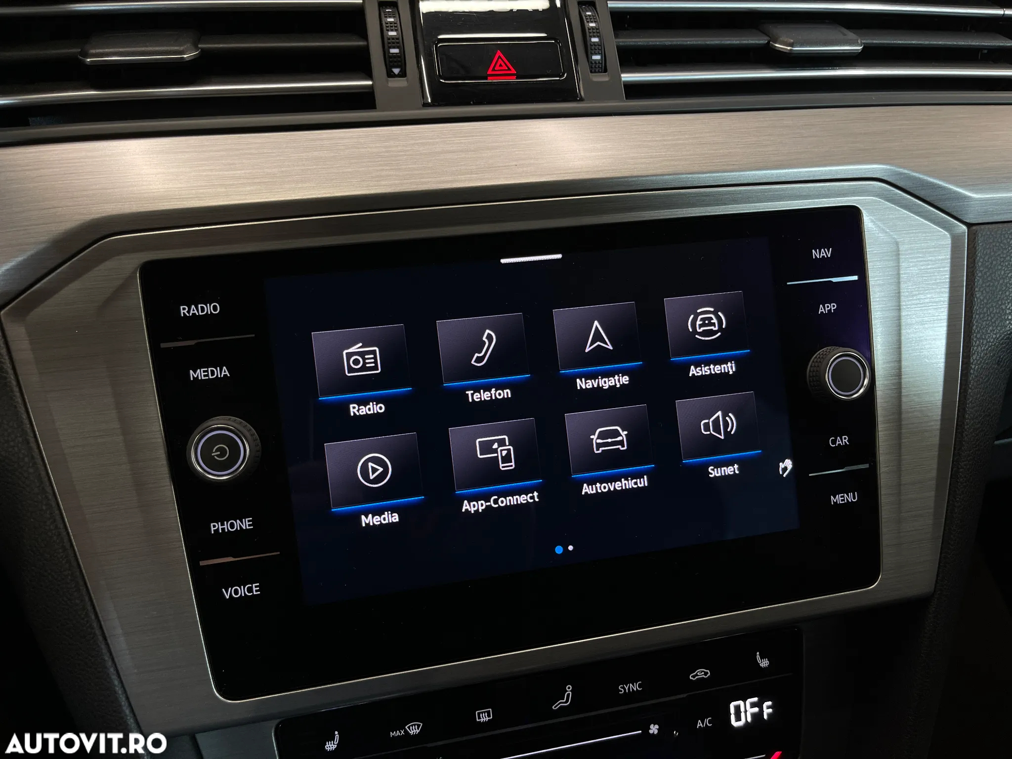 Volkswagen Passat Variant 2.0 TDI DSG Advance - 17