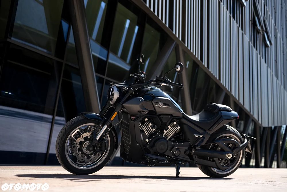 Morbidelli C1002V - 2