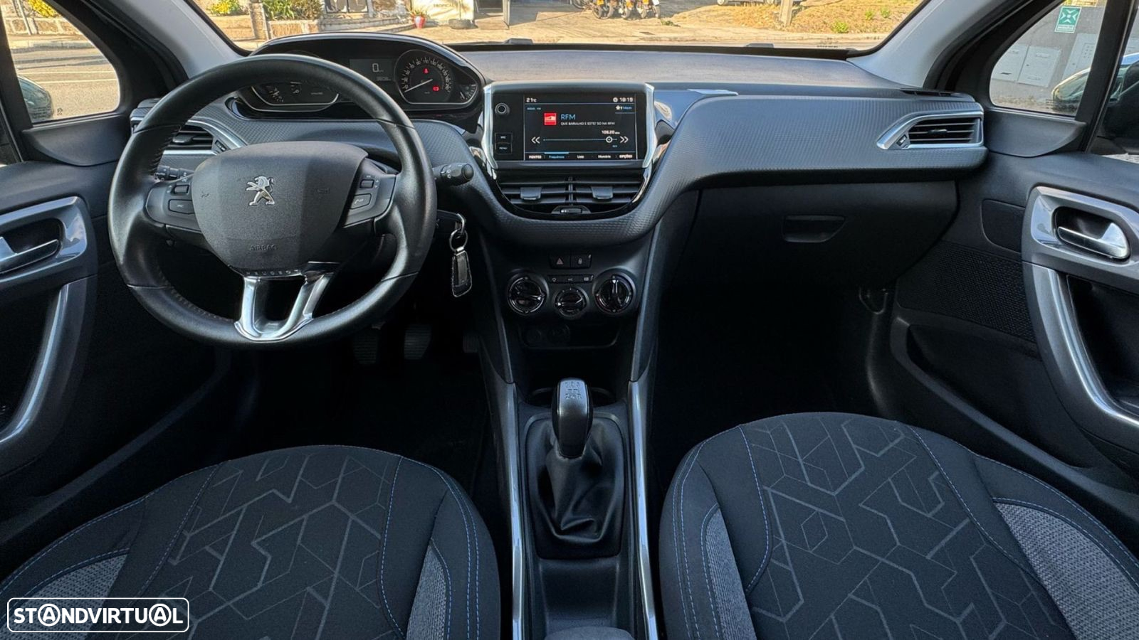 Peugeot 2008 1.2 PureTech Style - 14