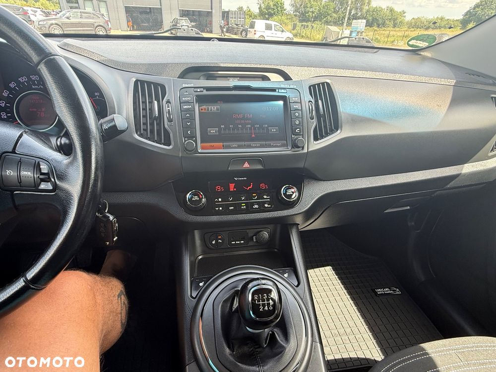 Kia Sportage 1.6 GDI 2WD Dream-Team Edition - 24