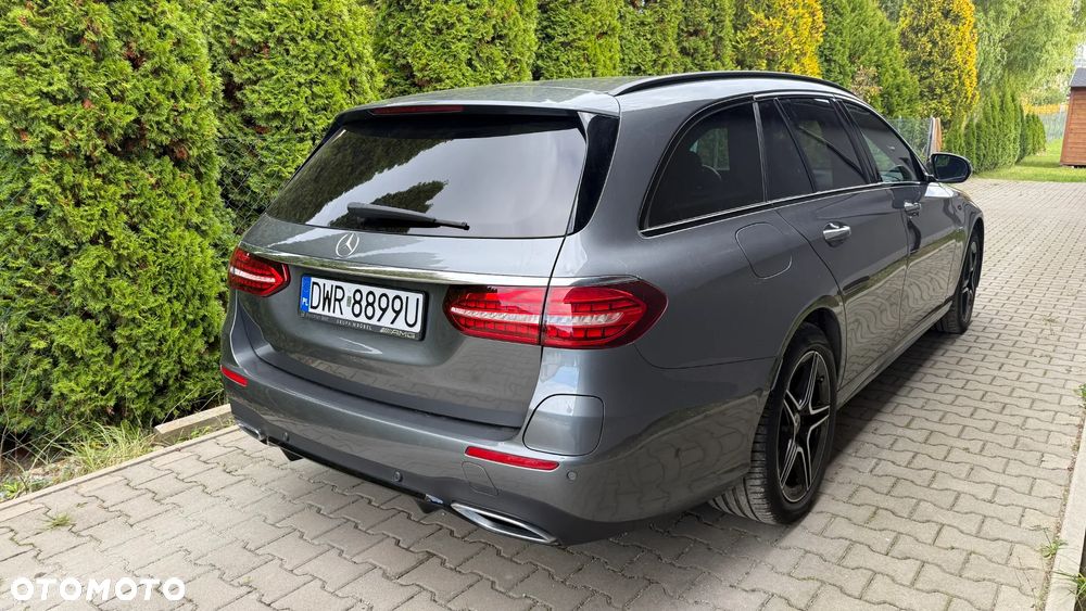 Mercedes-Benz Klasa E 300 de 4Matic 9G-TRONIC AMG Line - 21