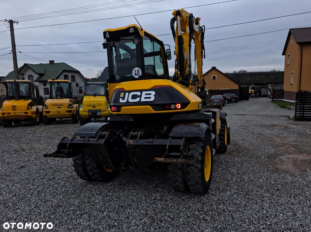 JCB Hydradig - 11