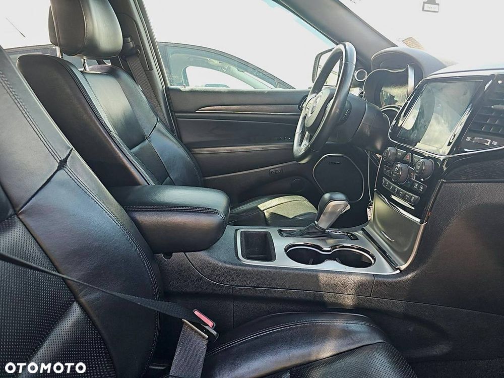 Jeep Grand Cherokee 3.6 V6 Overland Summit - 11