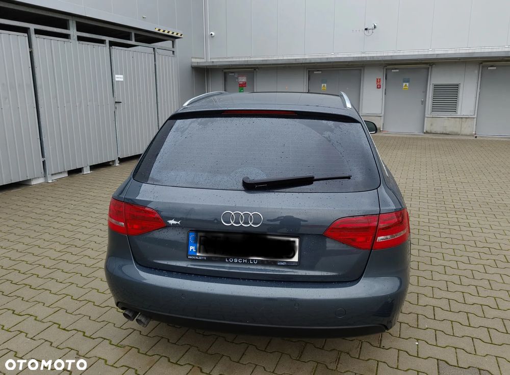 Audi A4 Avant - 6